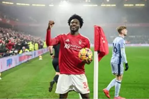 تقارير: نوتنجهام فورست يفقد لاعبه لنهاية العام